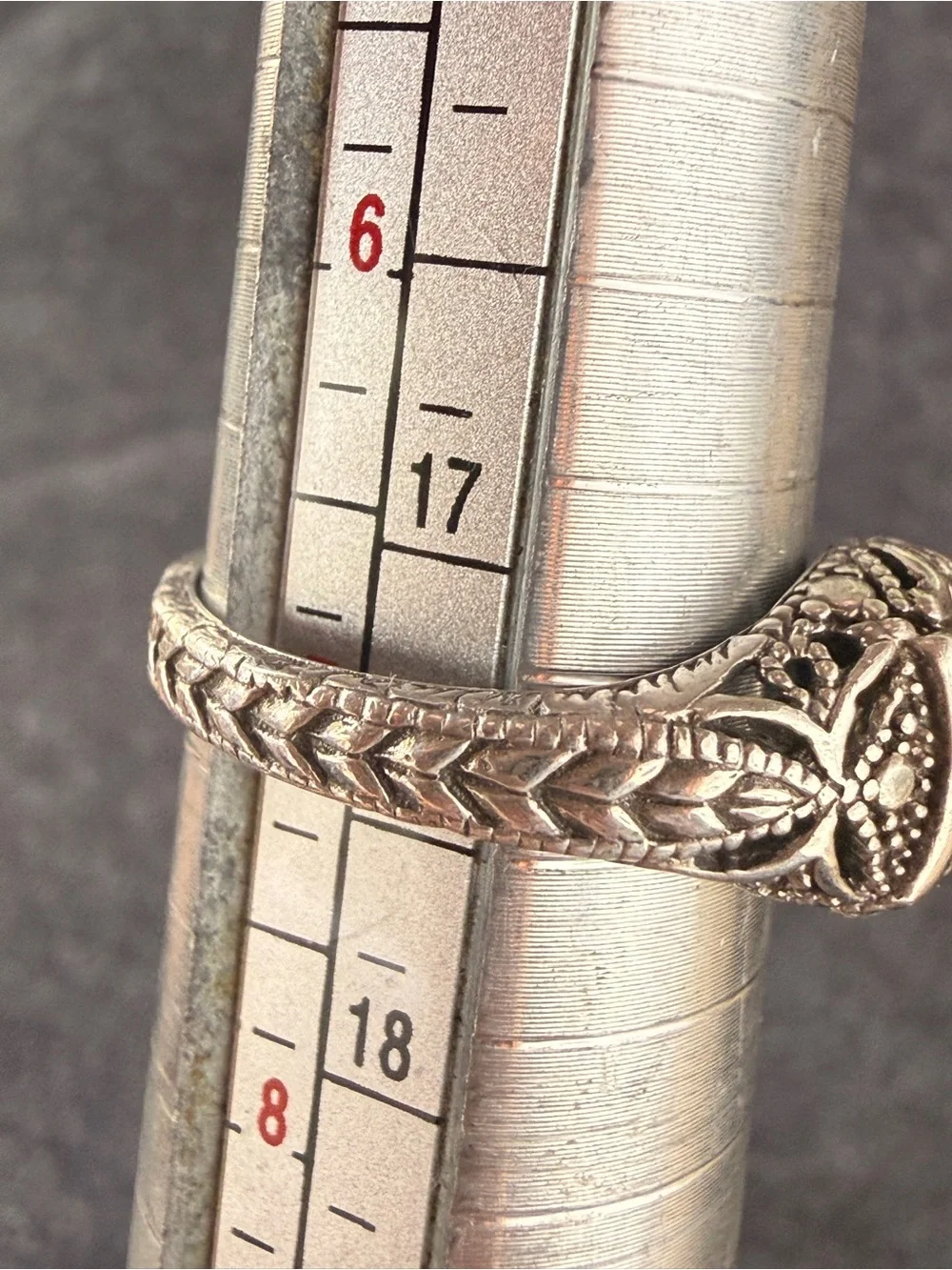 Vintage item specificationsera